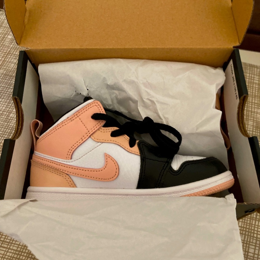 Toddler Jordan Retro 1 size 10